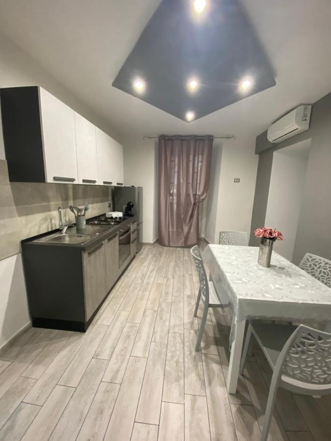 Casa Vacanze Figurelle نابولي المظهر الخارجي الصورة